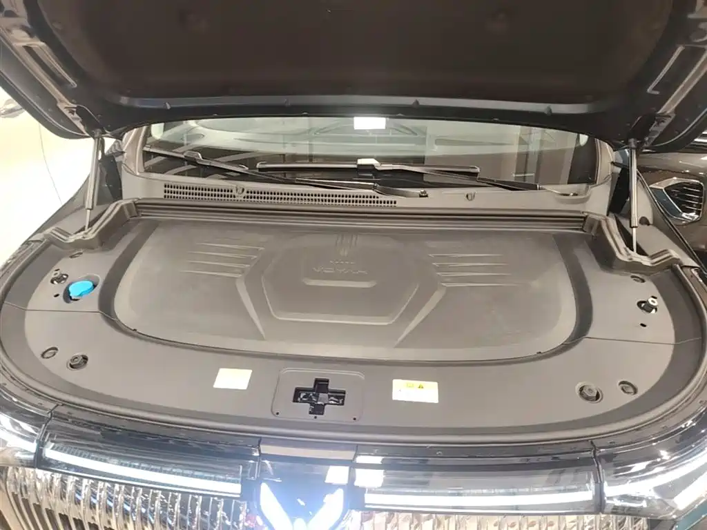 Voyah Auto Voyah Dreamer 2025 PHEV 4WD Kunpeng Premium Edition фото 20
