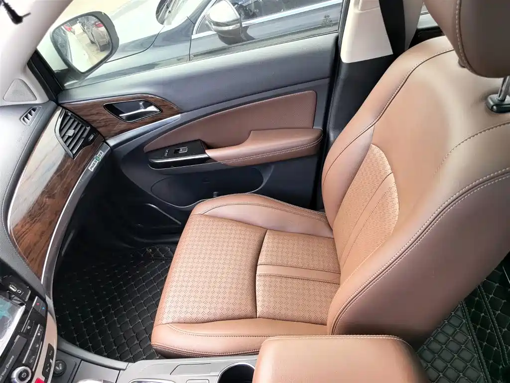 BYD S7 2015 2.0T Upgrade Automatic Premium фото 12