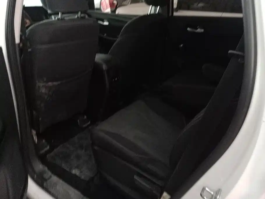 Baojun 730 2020 2019 1.5L Manual Fashion Edition 7-Seater China VI