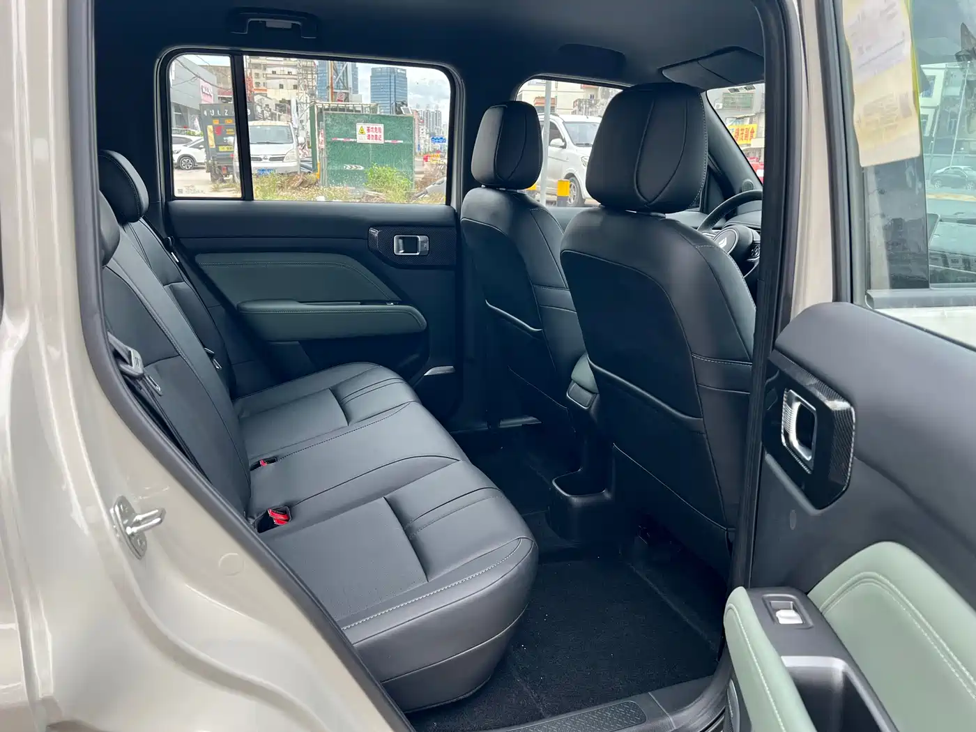 BAOJUN YUE ALSO PLUS