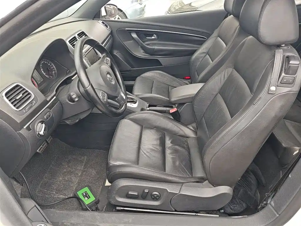 Volkswagen Eos 2011 Model 2.0TSI фото 11