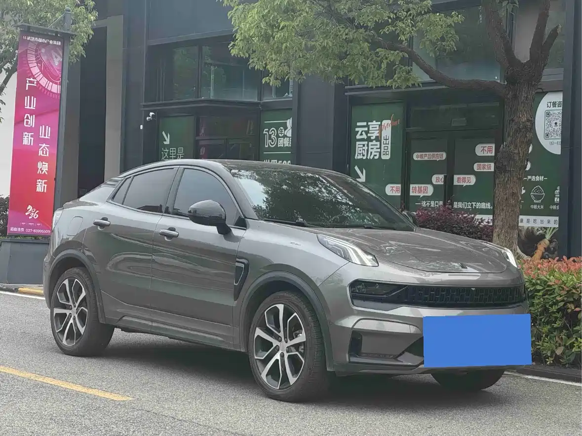 Lynk & Co 05 2020 2.0TD 4WD Halo Edition фото 3