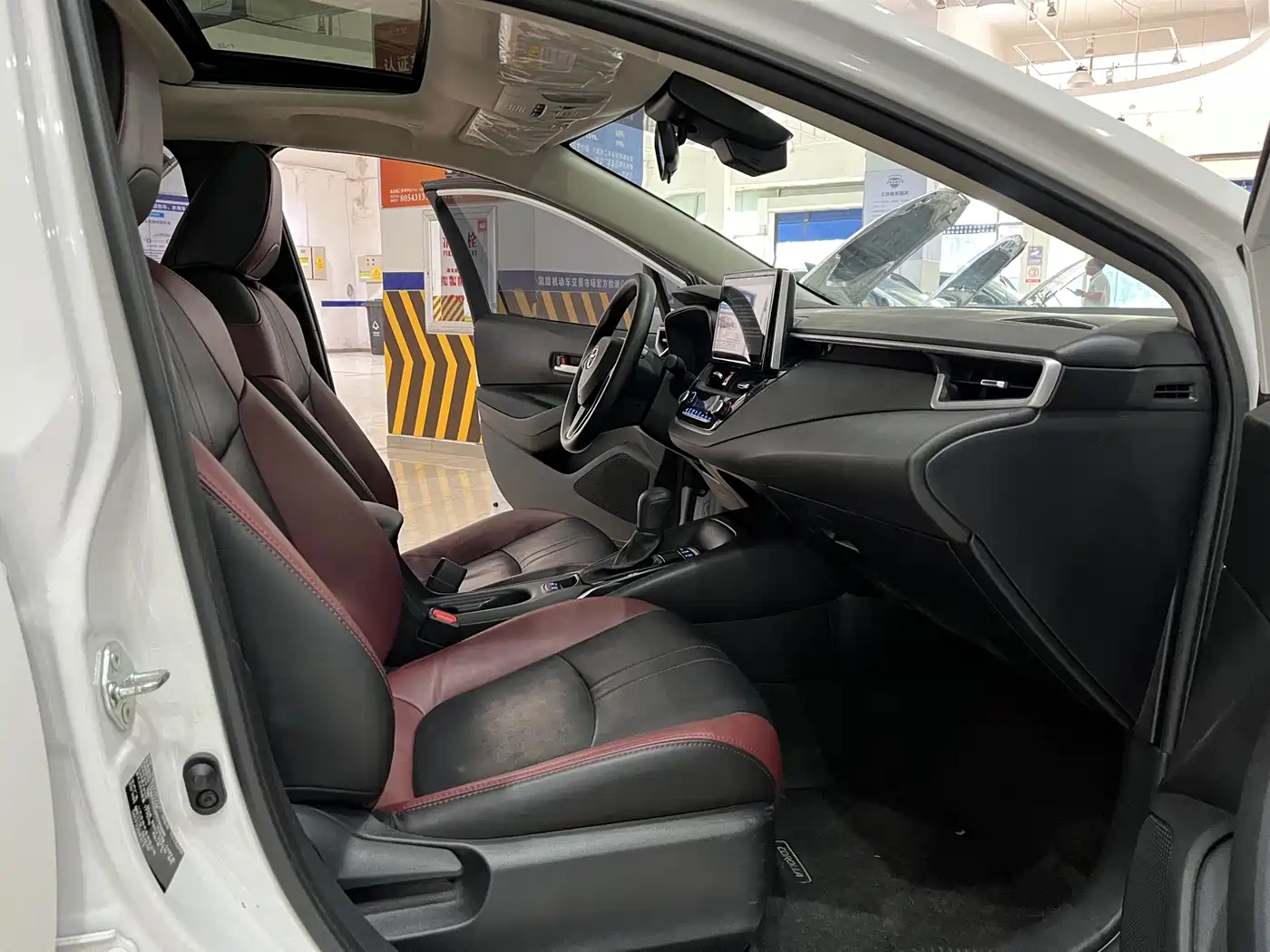 Toyota Corolla 2023 1.2T Elite Edition фото 10