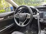 Фото 10 - Honda Civic