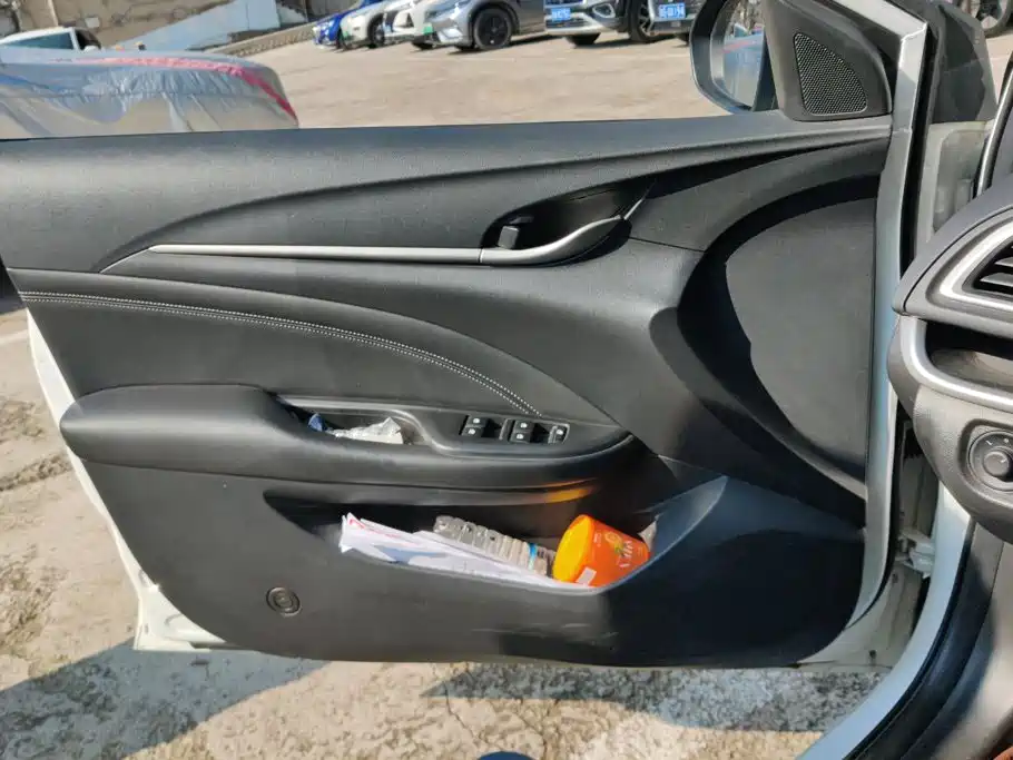 Фото 7 - Buick Excelle