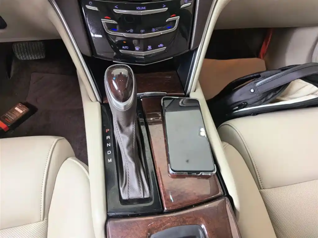 Cadillac XTS 2016 28T Elite фото 14