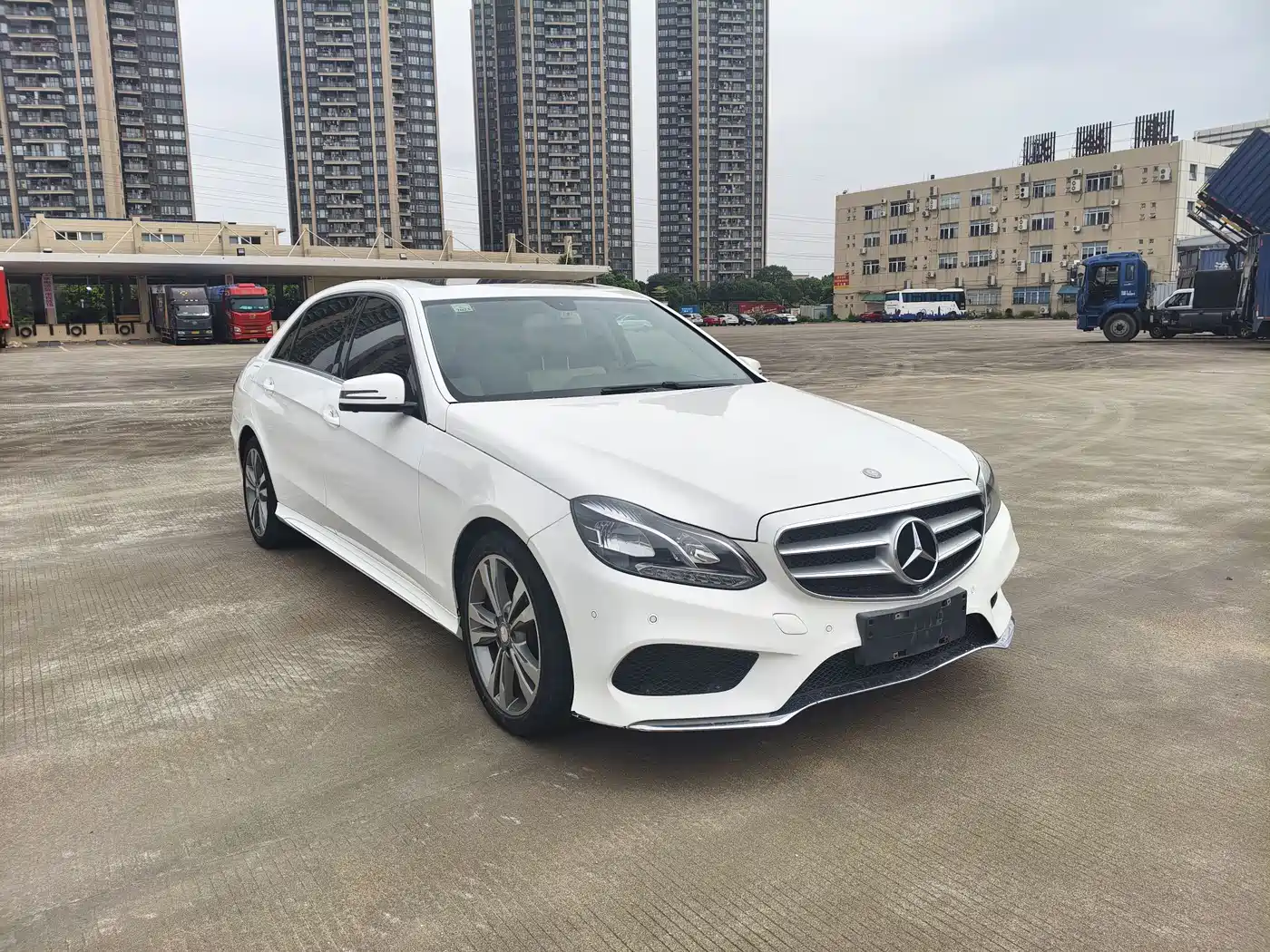 Mercedes-Benz E-Class 2015 E 260 L Sport фото 3