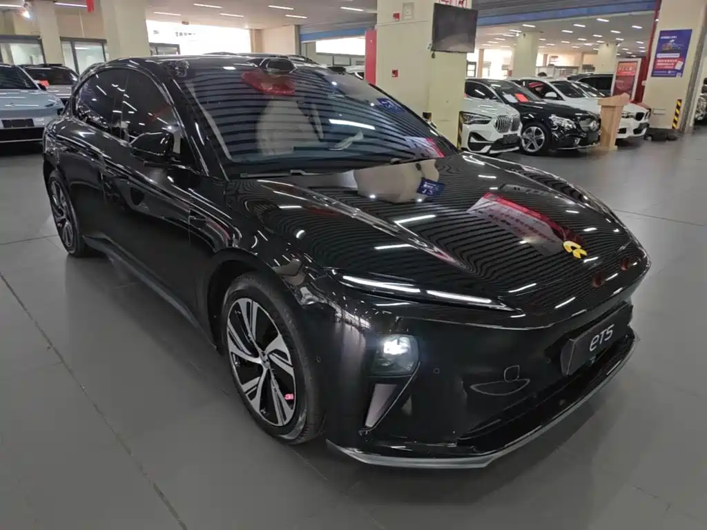 Фото 4 - NIO ET5