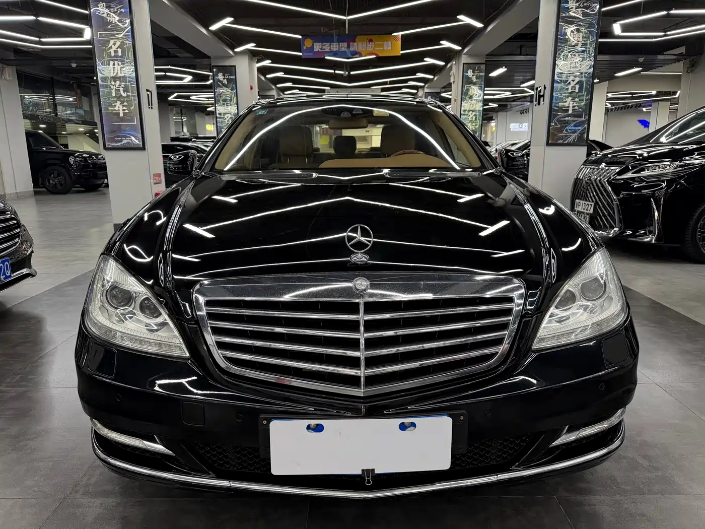 Mercedes-Benz S-Class 2010 S 500 L 4MATIC фото 2