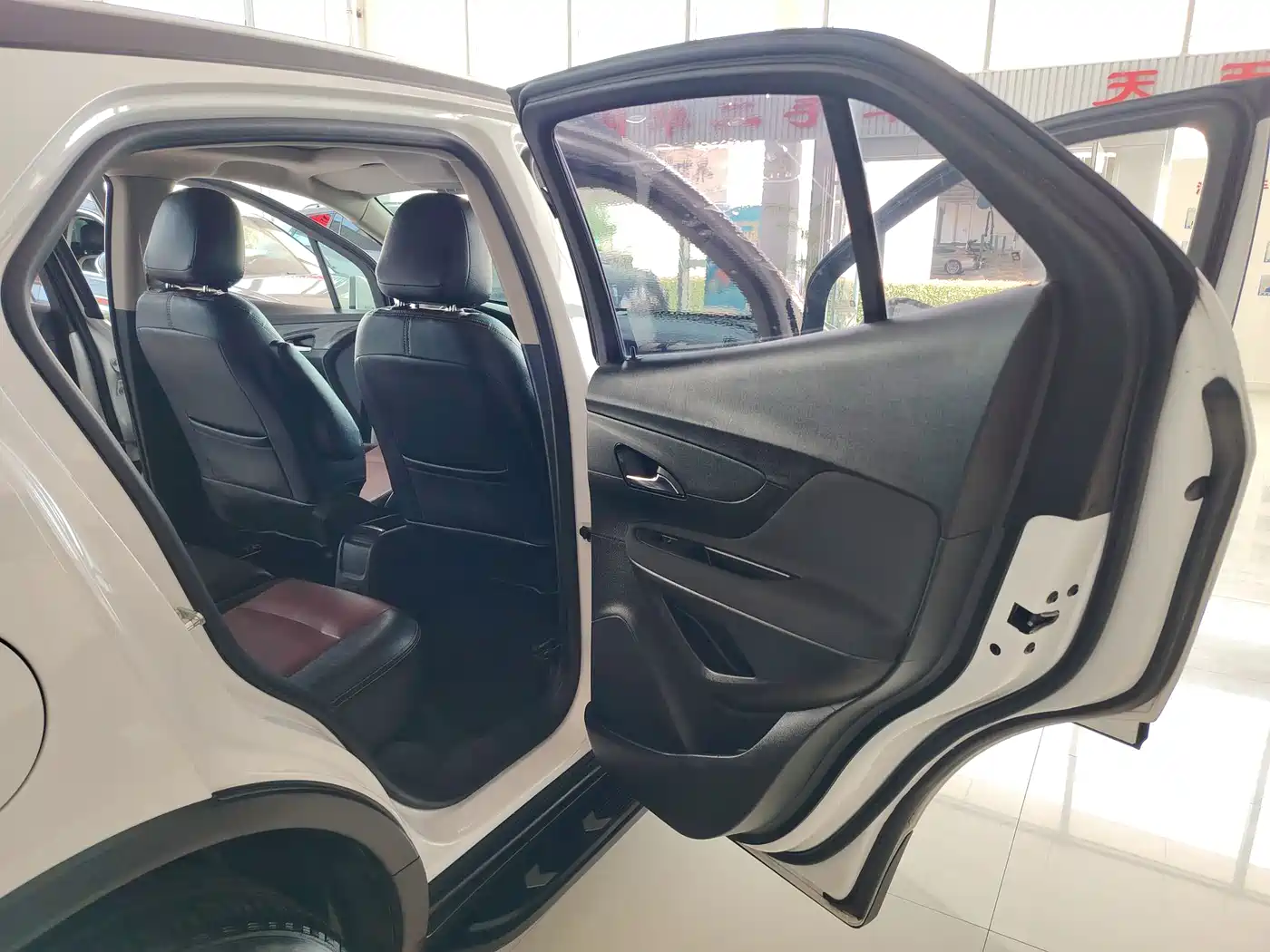 Buick Encore 2016 18T Automatic 2WD Urban Leading фото 6