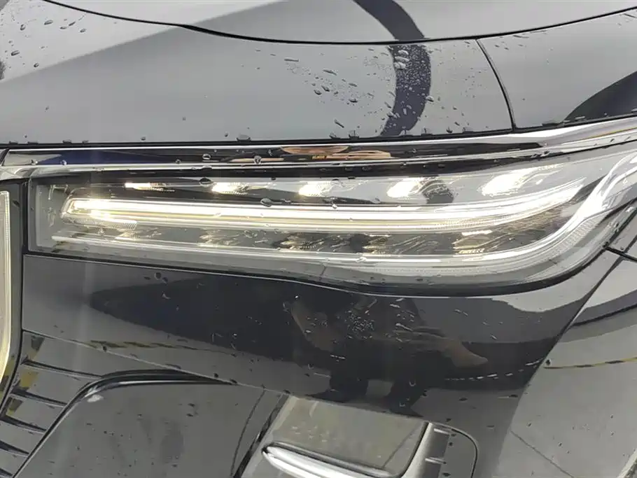 Hongqi H5 2024 1.5T DCT Smart Connect Flag Rhythm Edition фото 5