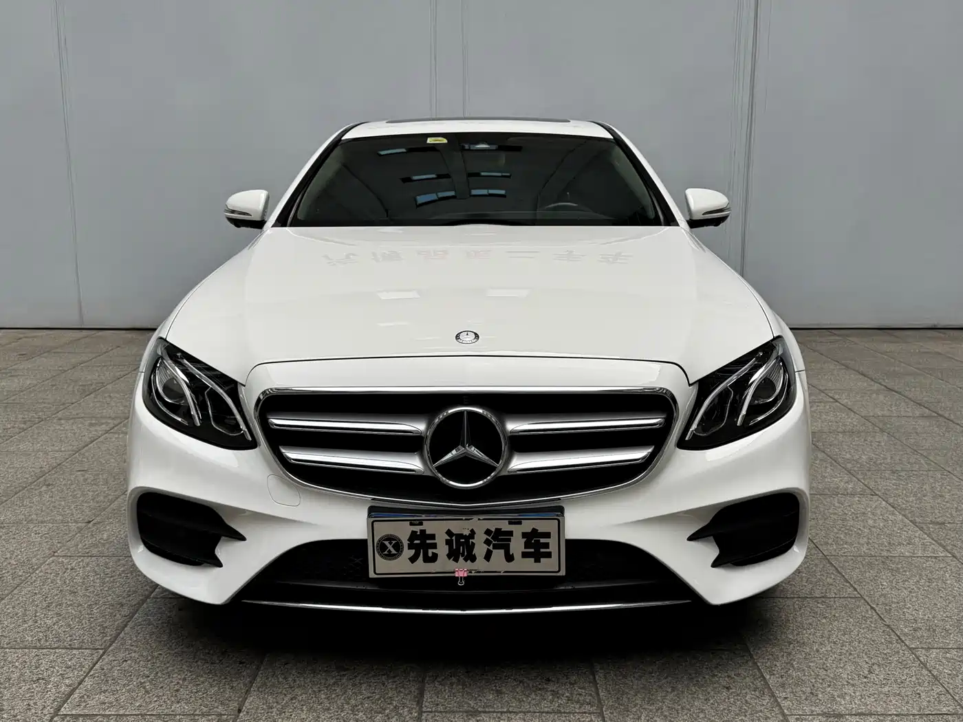 Mercedes-Benz E-Class 2016 E 300 L Sport Fashion Type фото 2