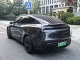 Фото 3 - Tesla Model Y