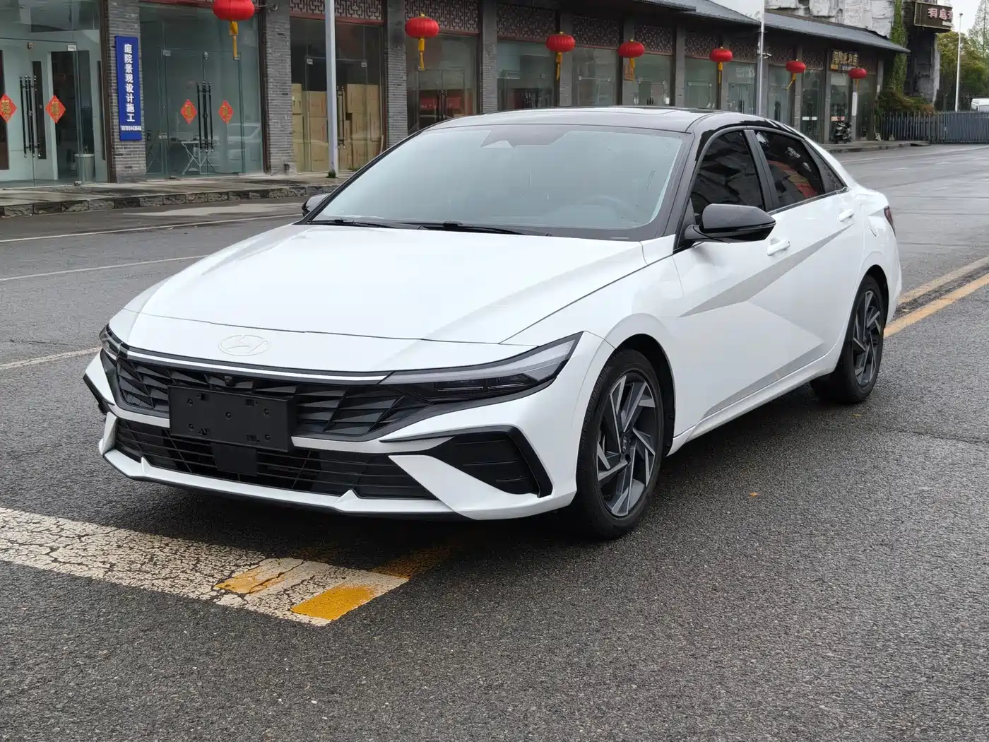 Hyundai Elantra 2023 1.5L CVT TOP Flagship Edition