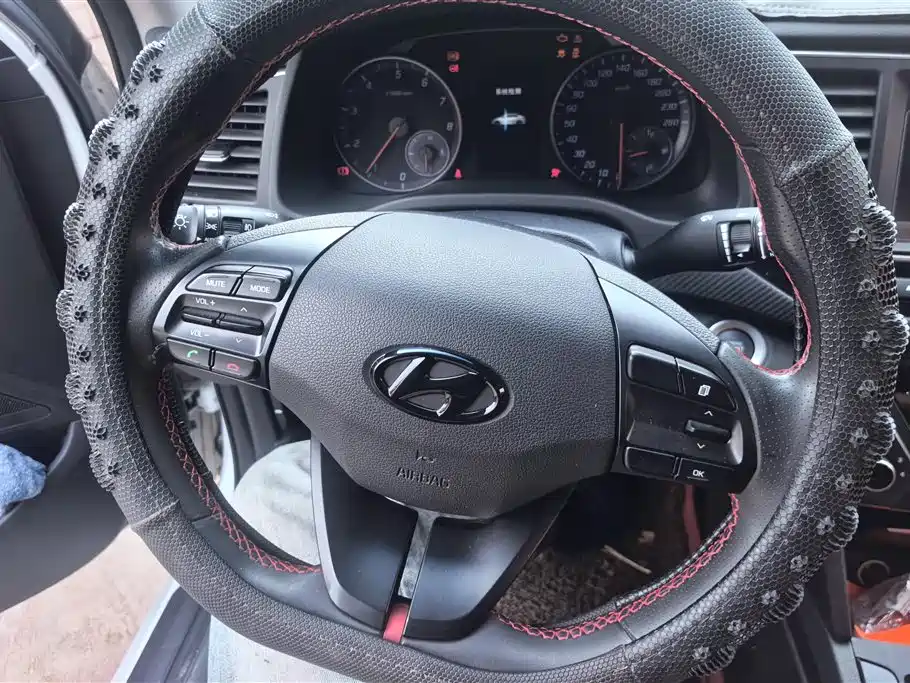 Hyundai Elantra 2018 1.4T DCT Dynamic·Vitality Model фото 15