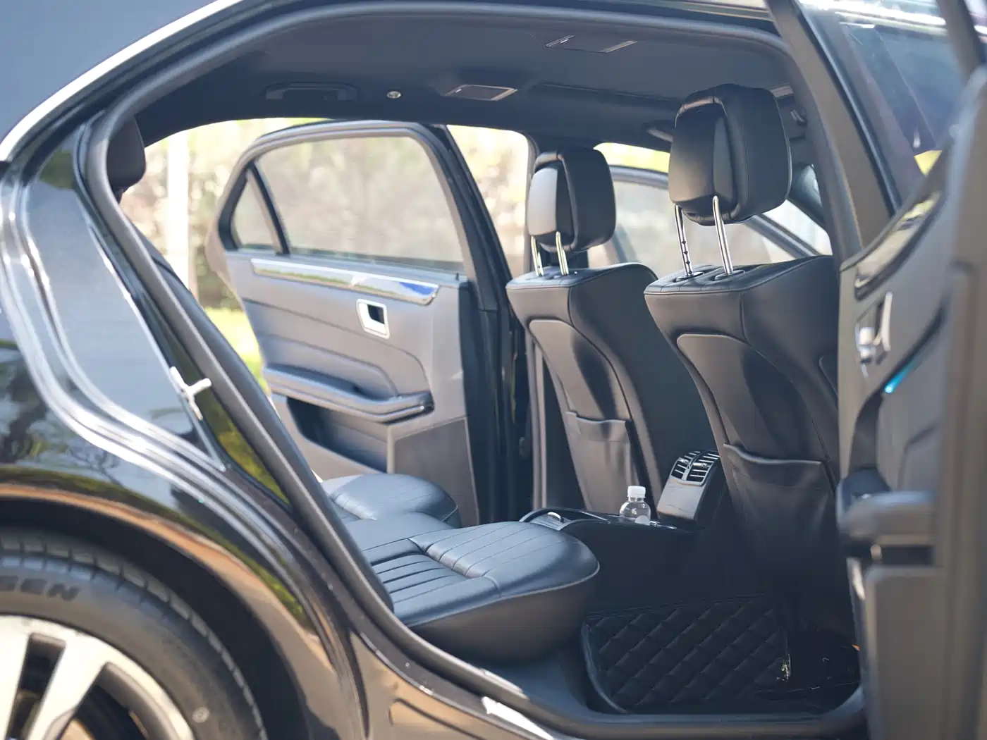 Mercedes-Benz E-Class 2015 Facelift E 200 L фото 8