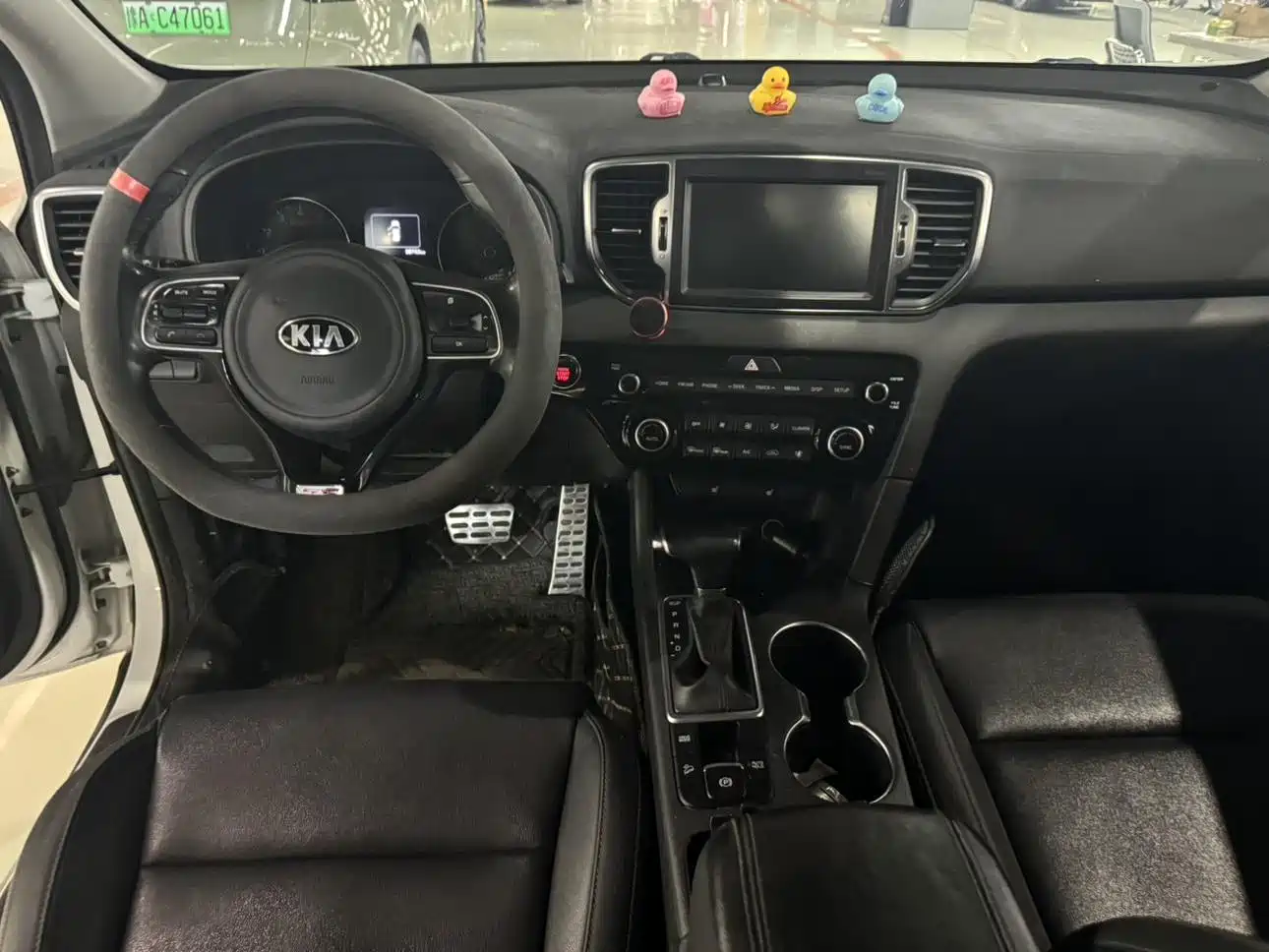 Kia KX5 2018 2017 1.6T Automatic 2WD 15th Anniversary Special DLX