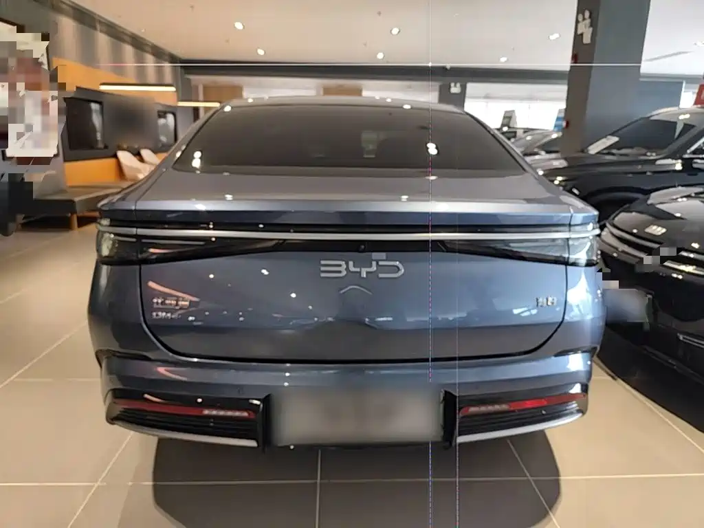 BYD Seal 2024 2024 Glory Edition DM-i 1.5L 121km Prestige