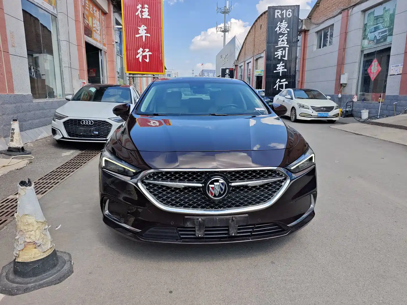 Фото 2 - Buick LaCrosse