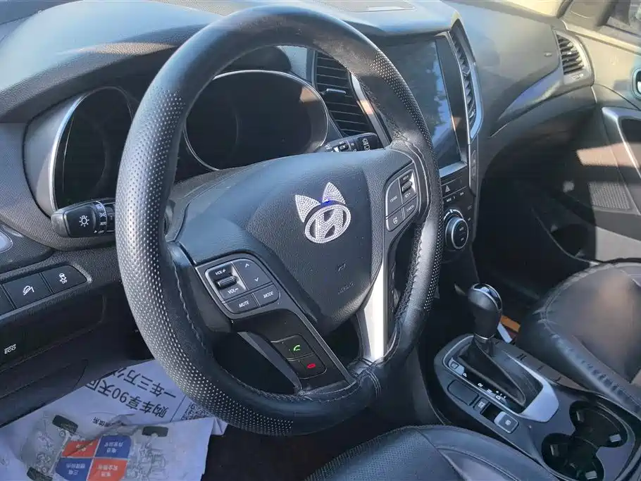 Hyundai Santa Fe 2015 2.0T Automatic 2WD Smart 5-Seater фото 12