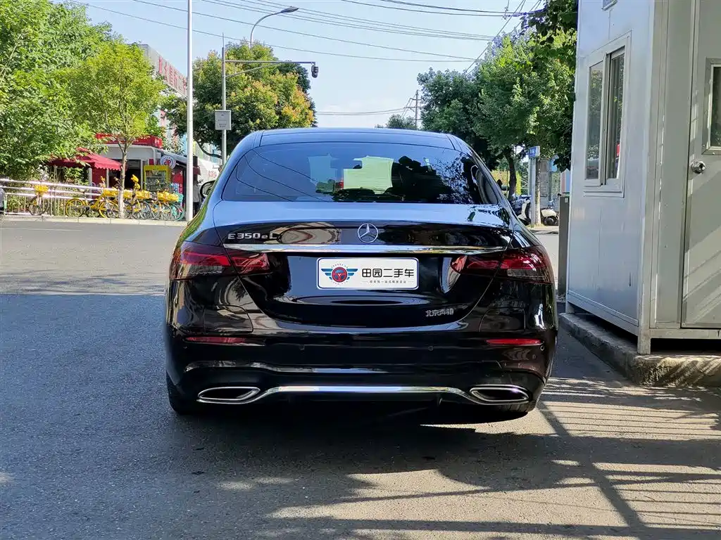 Mercedes-Benz E-Class New Energy 2022 E 350 e L Plug-in Hybrid Sports Sedan фото 5