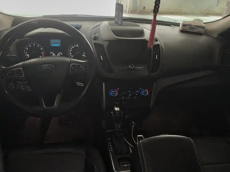 Ford Kuga 2020 2019 EcoBoost 180 2WD Platinum Wing Edition China VI