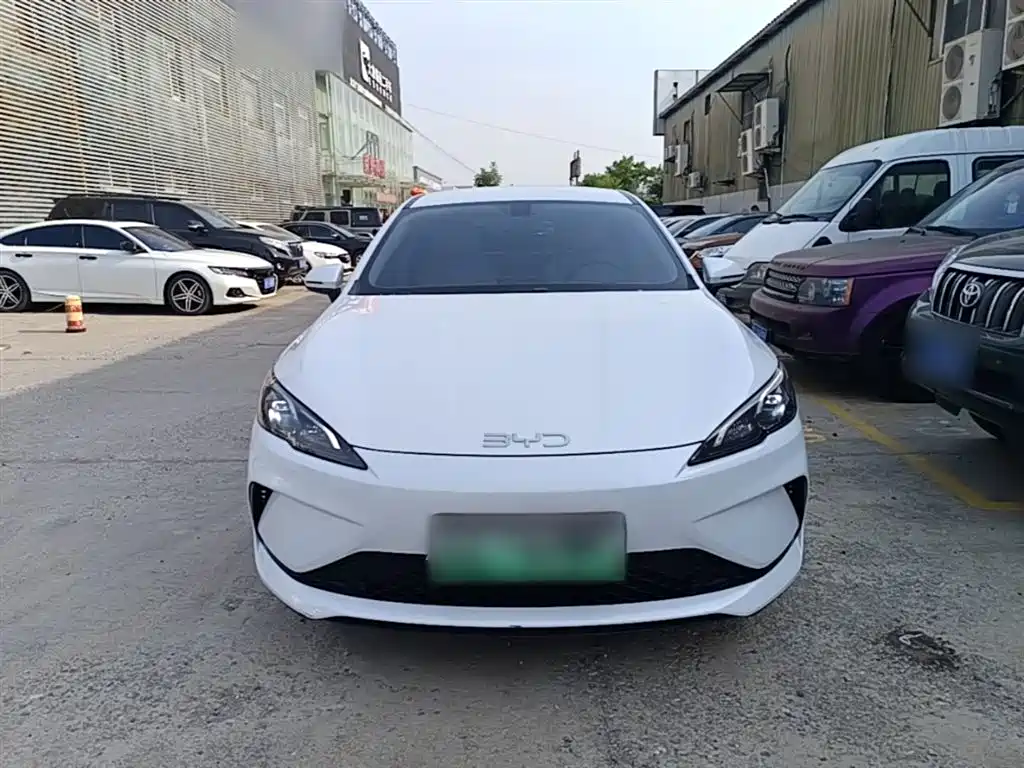 BYD Hai Bao 05 DM-i 2025 DM-i Smart Drive Edition 55KM Luxury фото 3