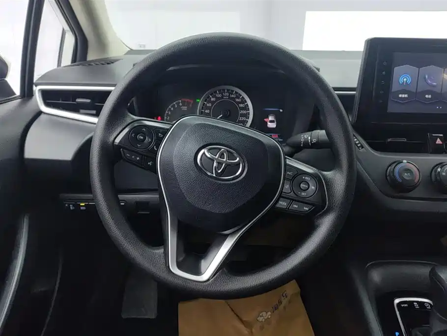 Toyota Corolla 2019 1.2T S-CVT GL Pioneer Edition фото 15