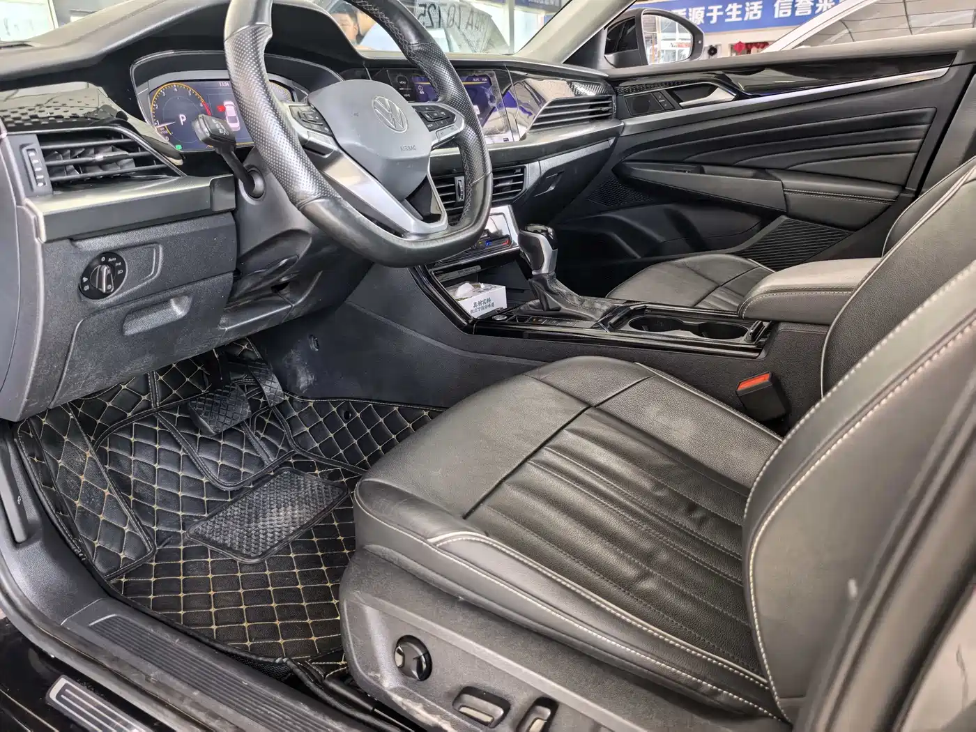 Volkswagen Passat 2022 280TSI Elite Edition фото 6
