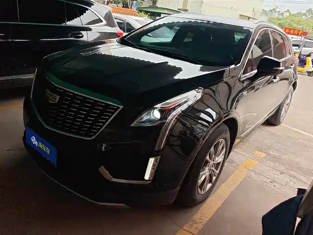 CADILLAC XT5
