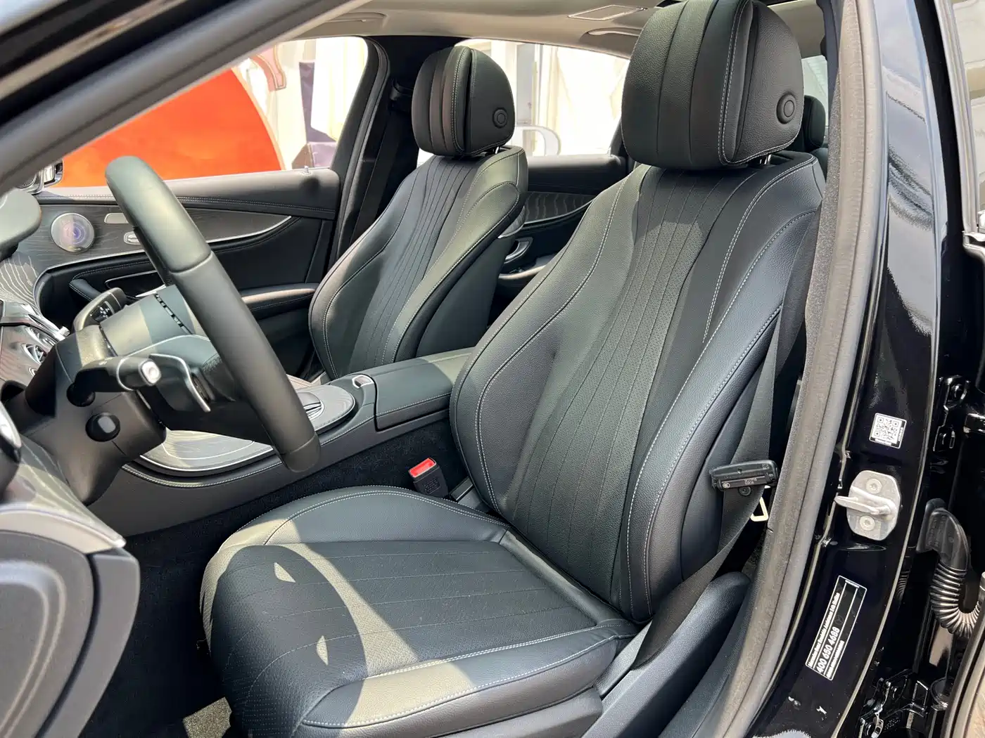 Mercedes-Benz E-Class 2023 E 300 L Fashion фото 24