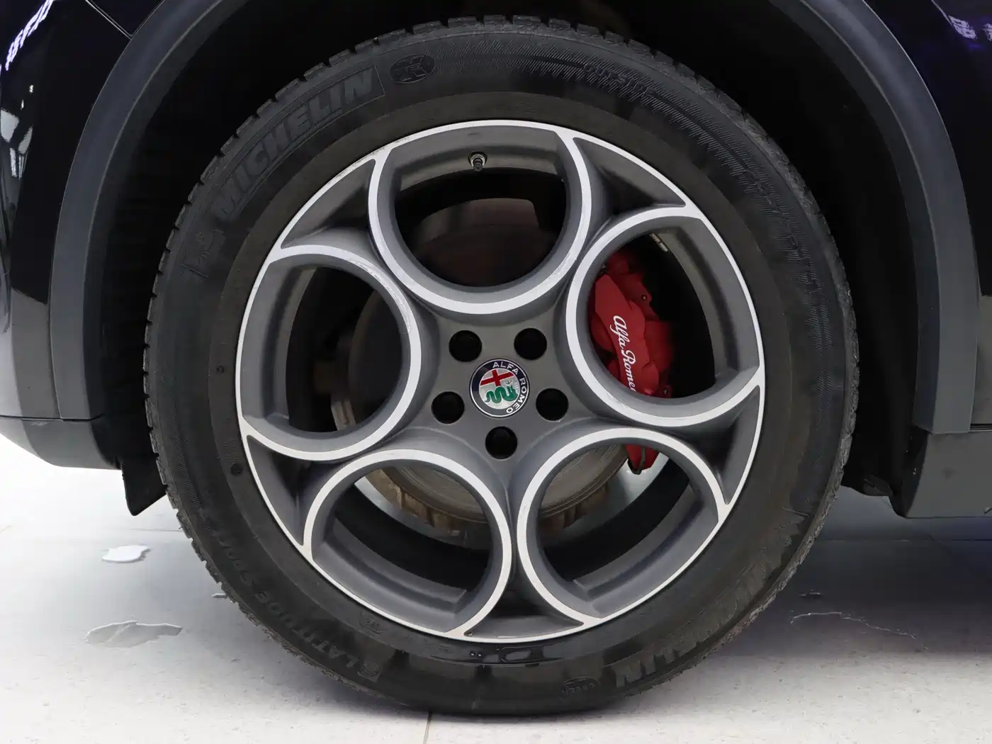 Alfa Romeo Stelvio 2020 2020 2.0T 280HP Luxury Edition
