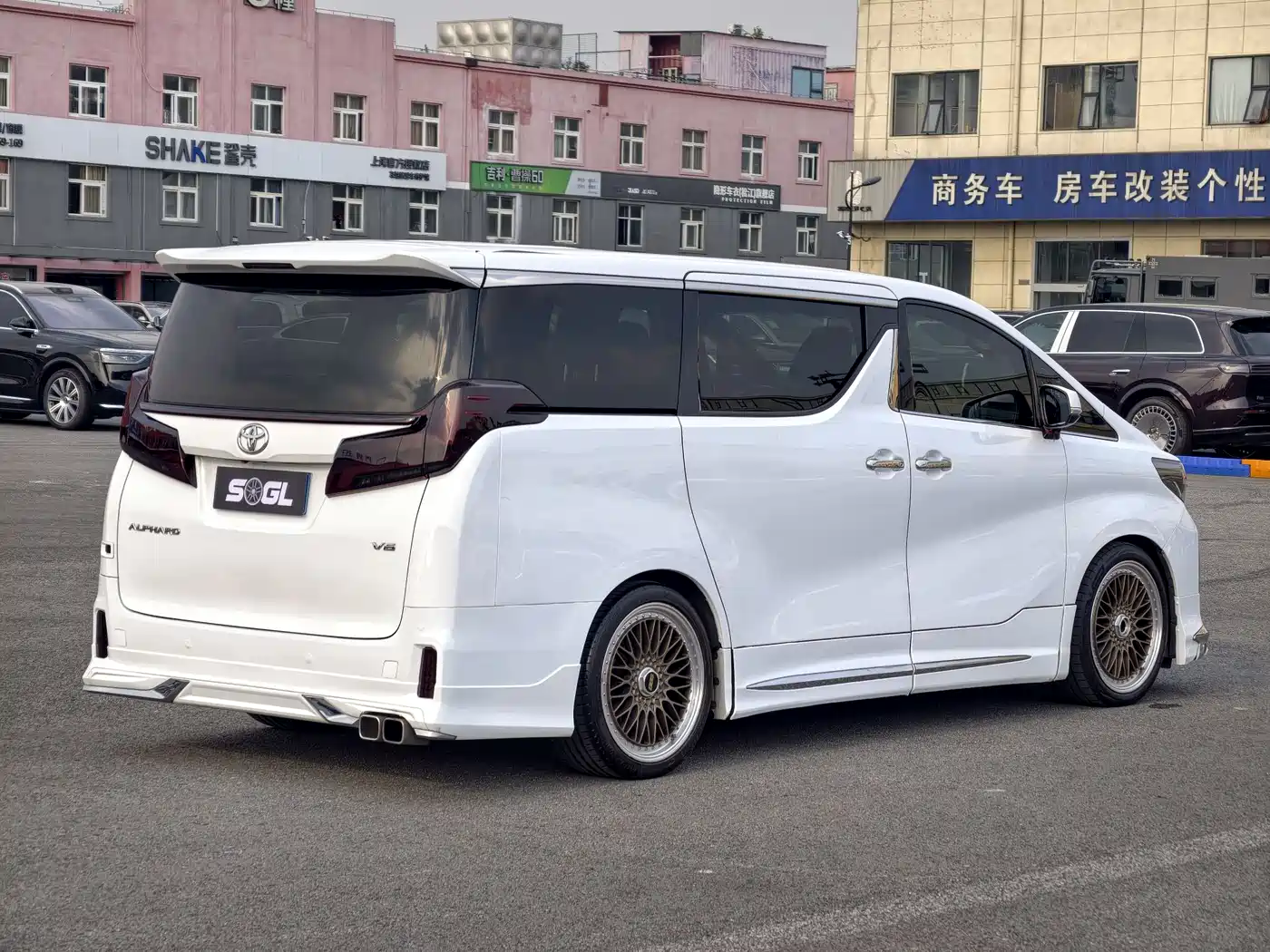 Toyota Alphard 2018 Facelift 3.5L Luxury Edition фото 15