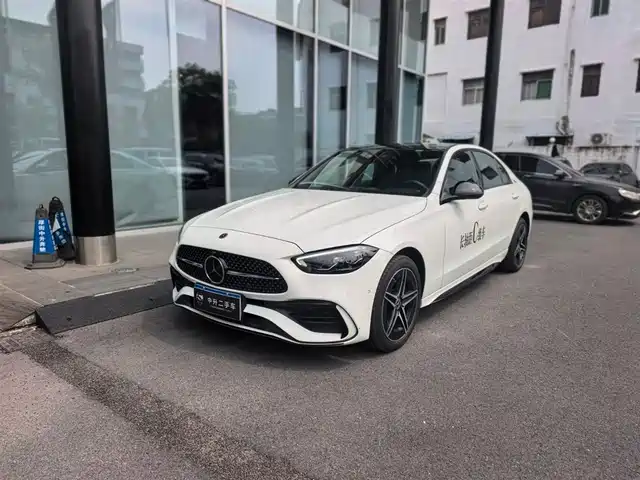 Mercedes-Benz C-Class 2025 C 260 L Night Sport Edition — фото 1
