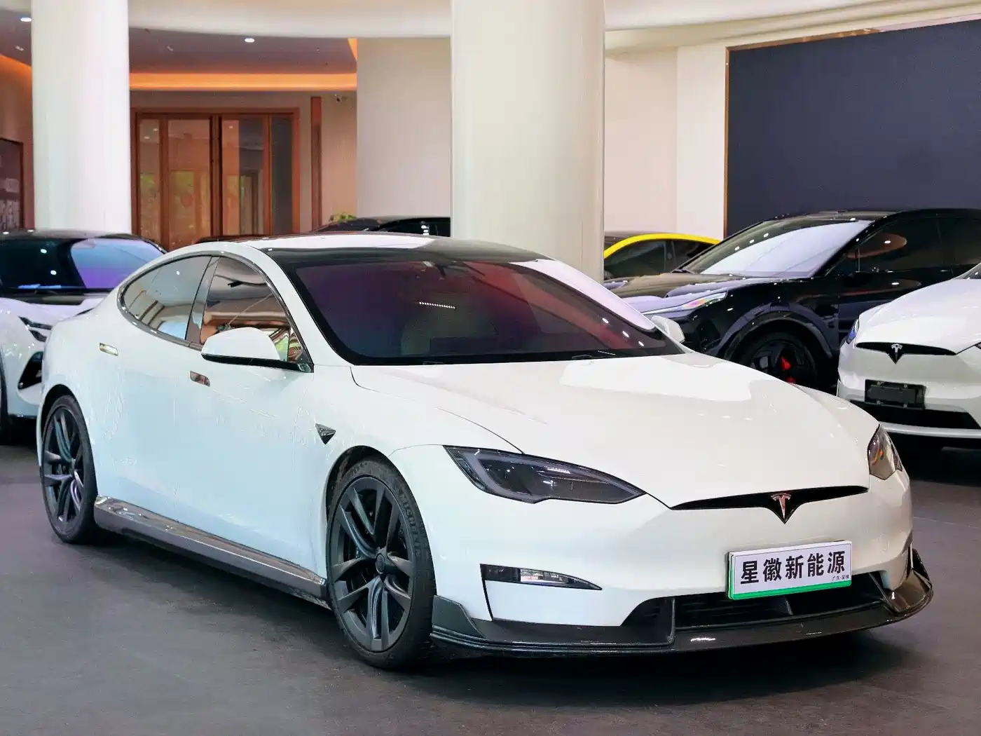 Tesla Model S 2023 2023 Tri-motor AWD Plaid