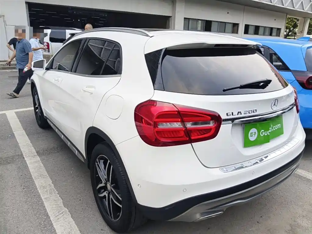 Mercedes-Benz GLA 2016 GLA 200 Fashion фото 5