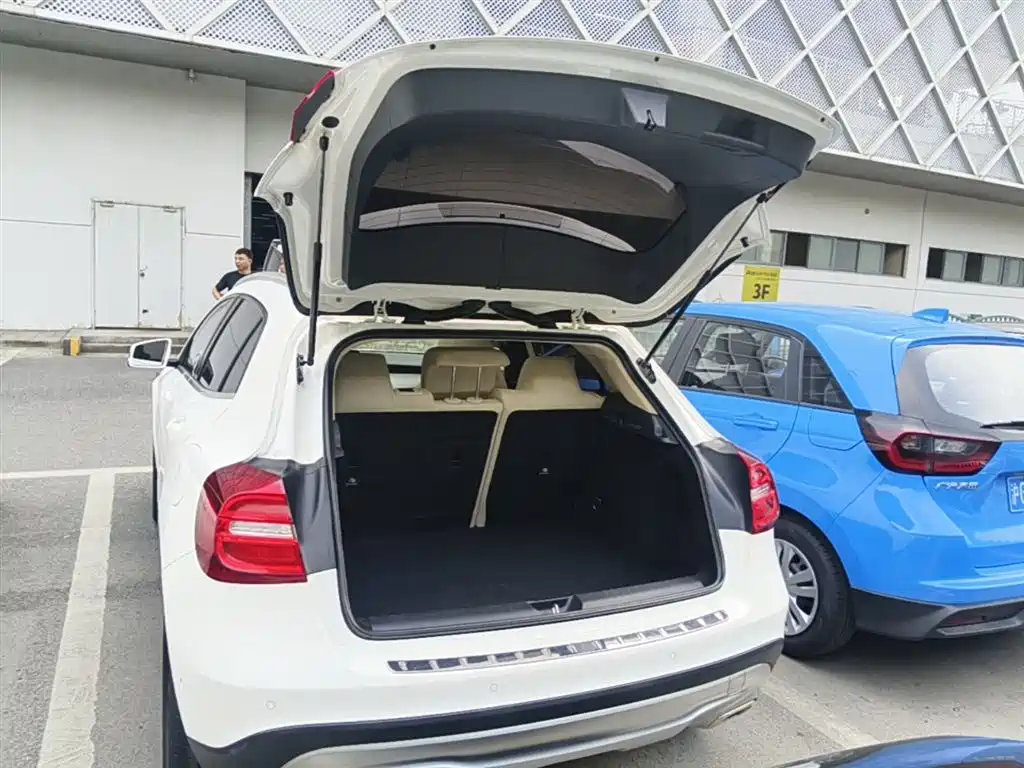 Mercedes-Benz GLA 2016 GLA 200 Fashion фото 19