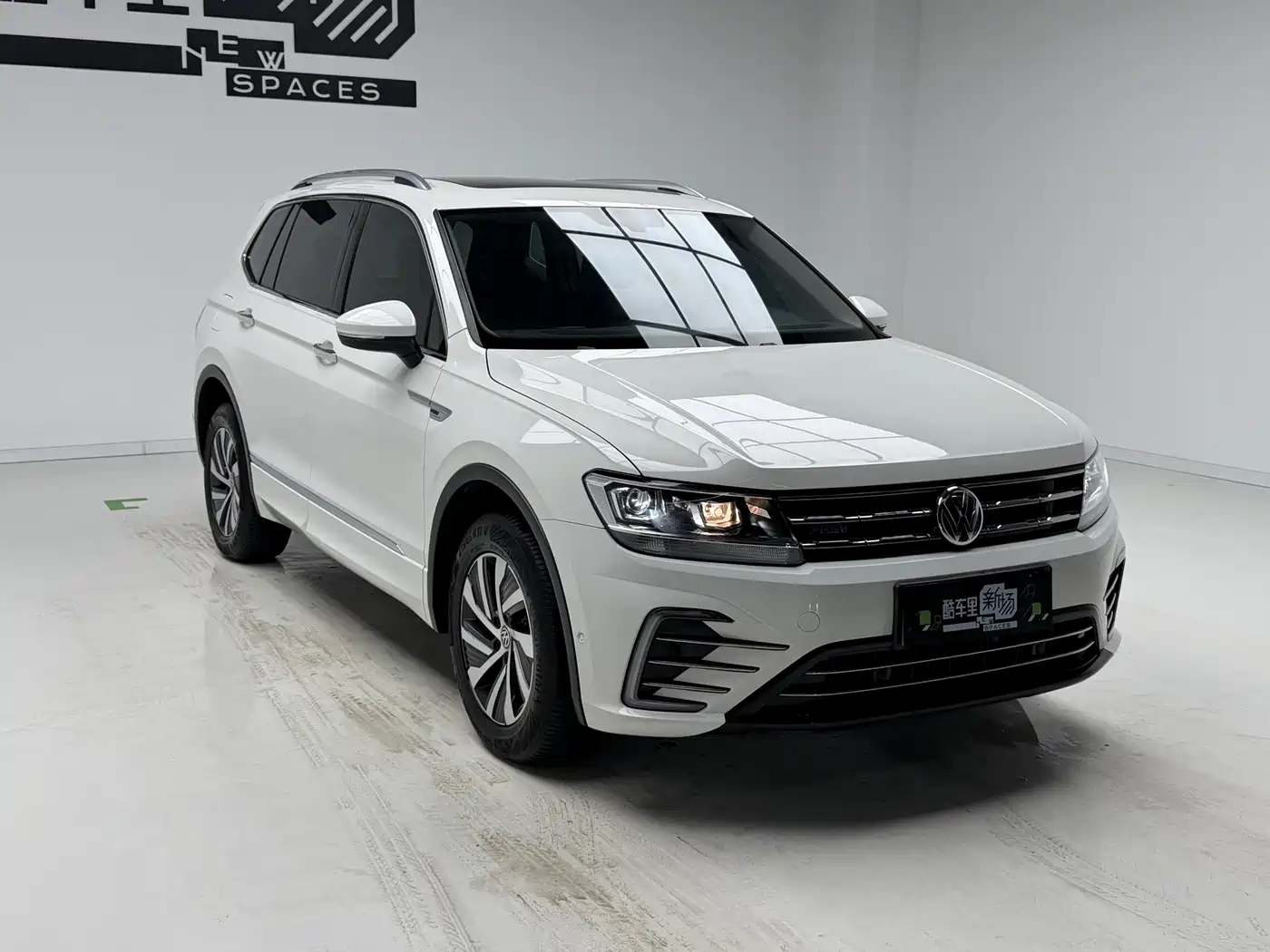 VOLKSWAGEN TIGUAN L NEW ENERGY