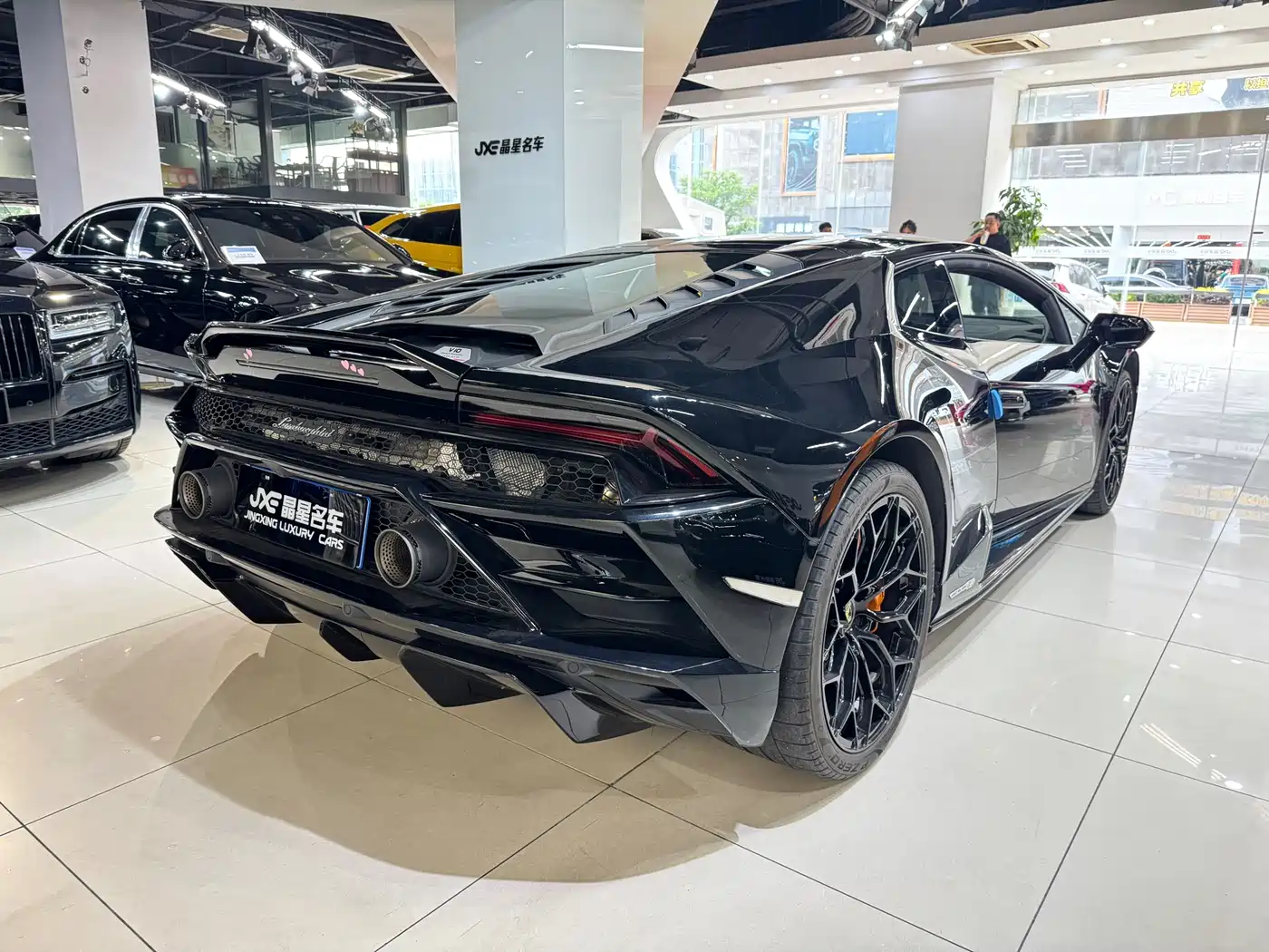 Lamborghini Huracán 2020 Huracán EVO RWD фото 9