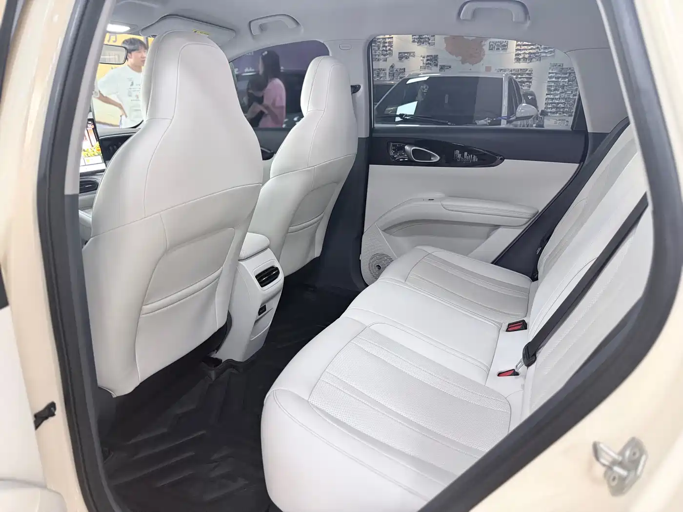 Geely Galaxy Starry Wish 2025 UP 410km Explorer+ Edition фото 8