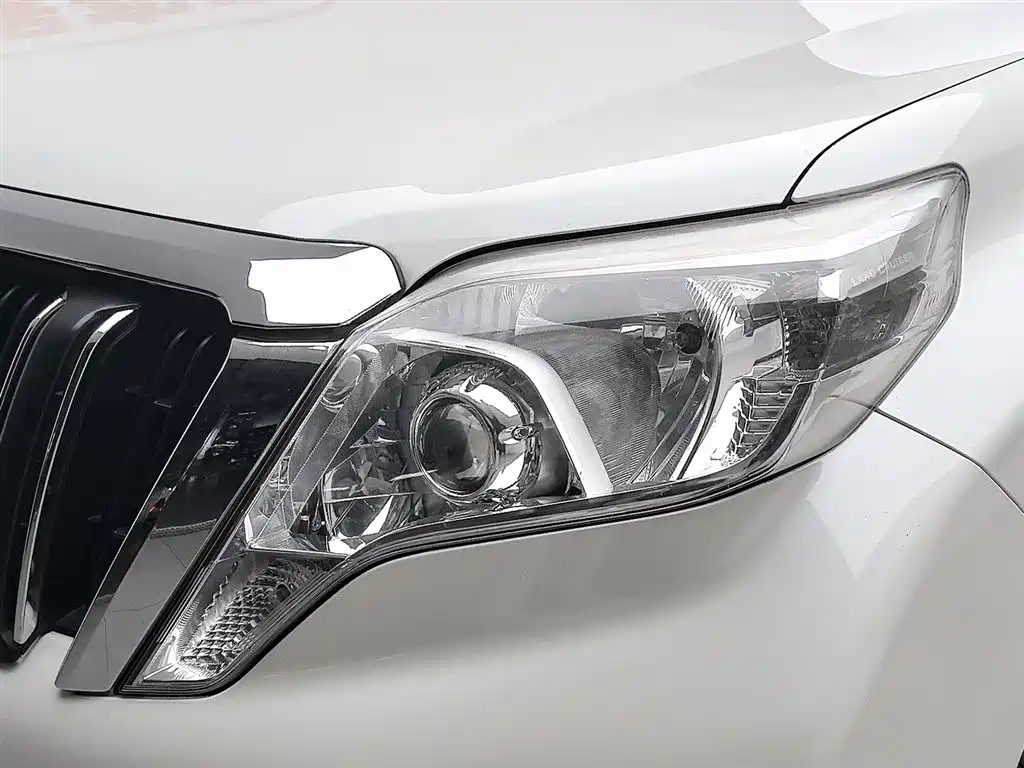 Toyota Prado 2015 2.7L Automatic Standard фото 7