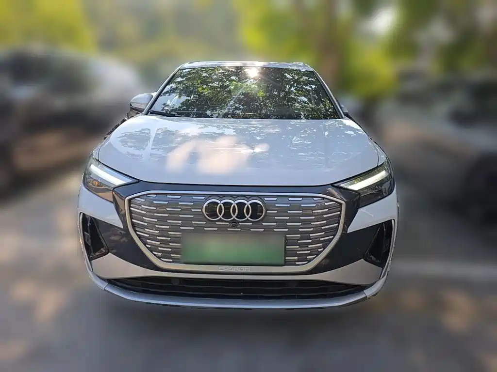 Фото 5 - Audi Q4 e-tron