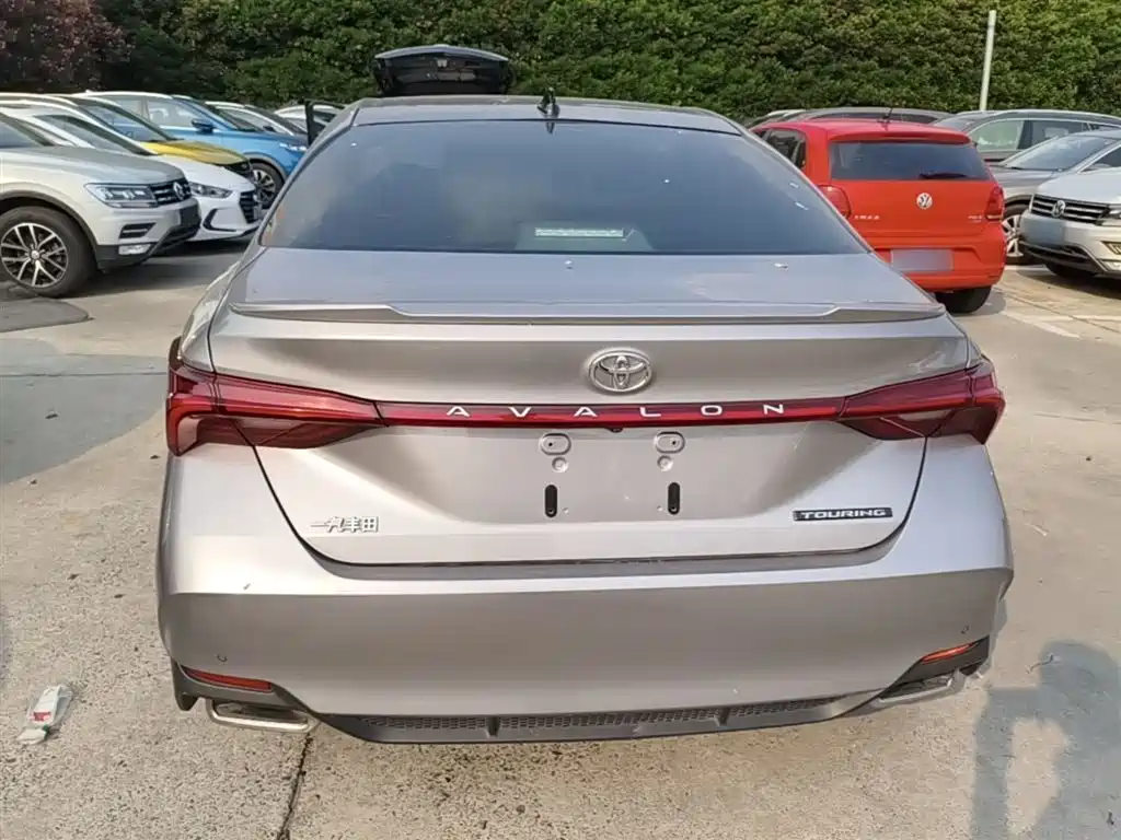 Toyota Avalon 2019 2.5L Touring Premium Edition China VI фото 6