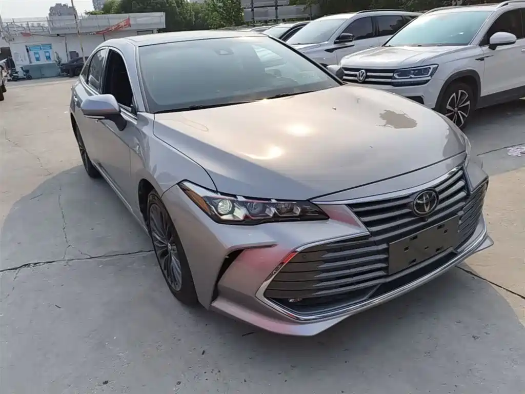 Toyota Avalon 2019 2.5L Touring Premium Edition China VI фото 4