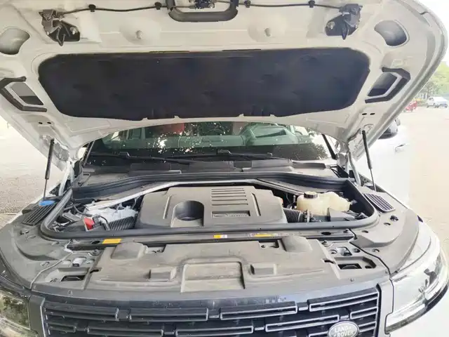 Land Rover Range Rover Sport 2024 400PS Dynamic HSE — фото 3