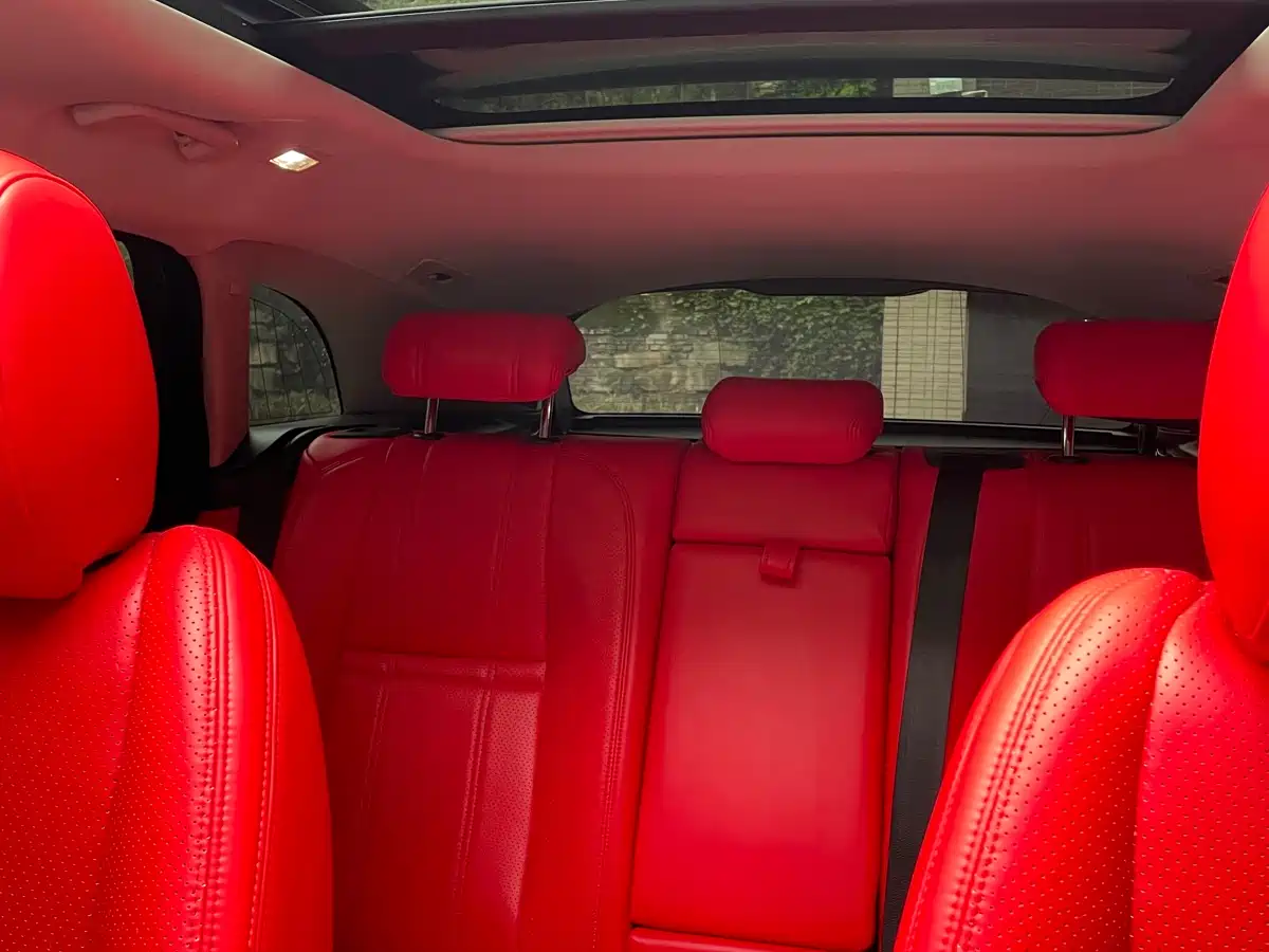 Land Rover Range Rover Velar 2019 250PS фото 15