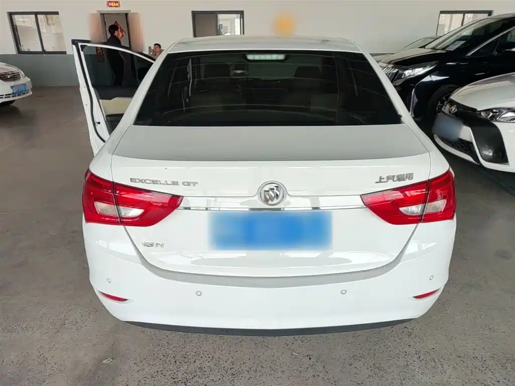 Buick Excelle 2017 15N Automatic Elite фото 6