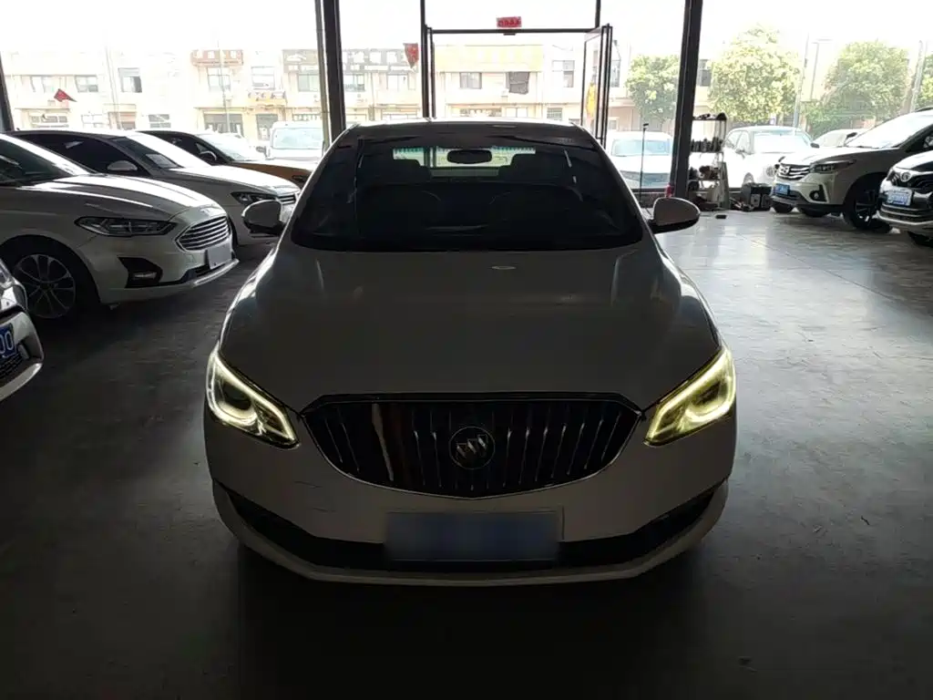 Buick Excelle 2017 15N Automatic Elite фото 3