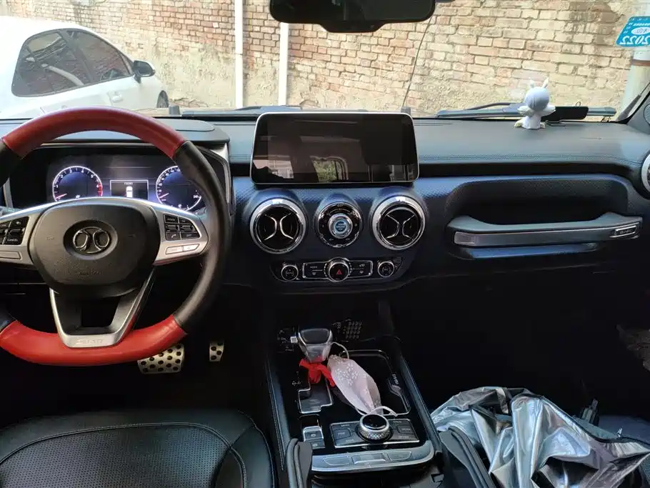 BAIC ORV Beijing Offroad BJ40 2018 PLUS 2.3T Automatic AWD Flagship China V фото 12