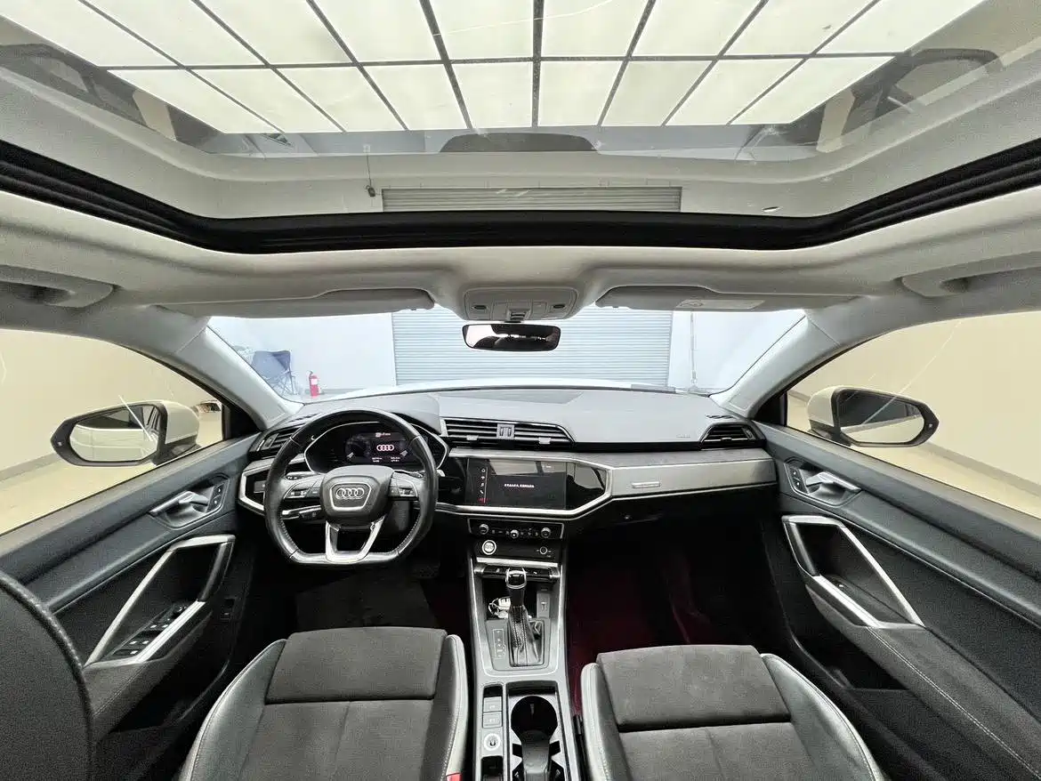 Audi Q3 2021 35 TFSI Fashion Sport фото 14